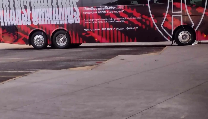 Terminal De Autobuses Zapotlan -  Direccion - Cdad. Guzmán