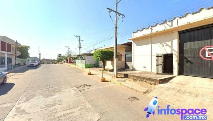 Terminal de Camionetas Rurales Col. Benito Juárez - Ocozotepec - Zapotal