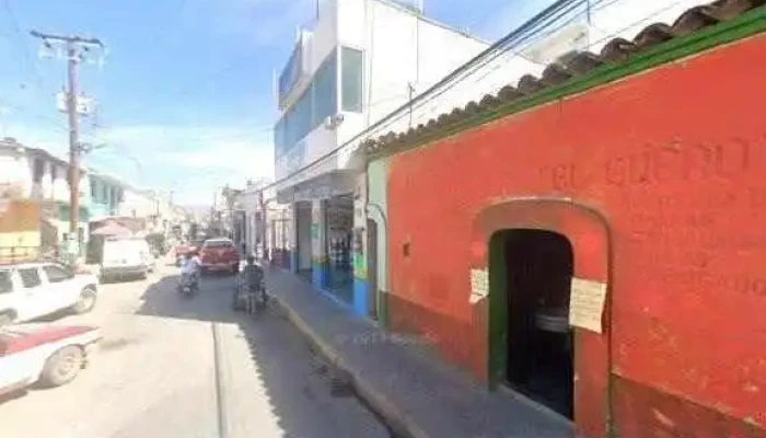 Terminal De Suburbans Miauh A Oax -  Videosdeg - Miahuatlán de Porfirio Díaz