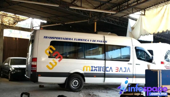 Transportadora Turistica Y De Pasaje Mixteca Baja -  Autobus - Oaxaca de Juárez