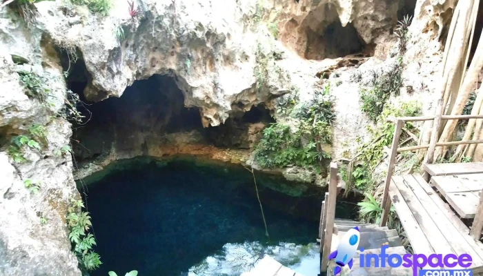 Tres Oches Homun cenote - Yuc