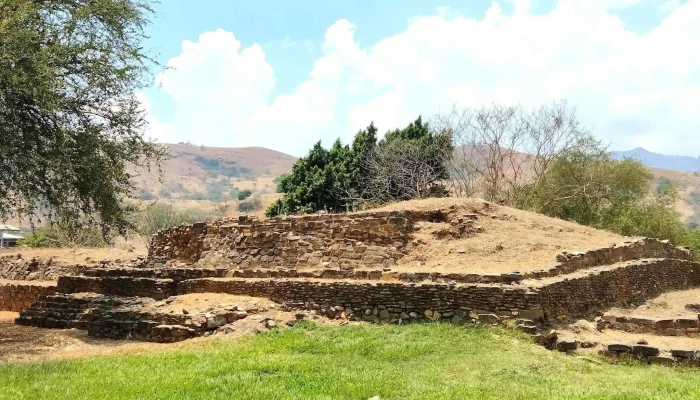 Zona Arqueologica De San Miguel Ixtapan Zona - Estado de México