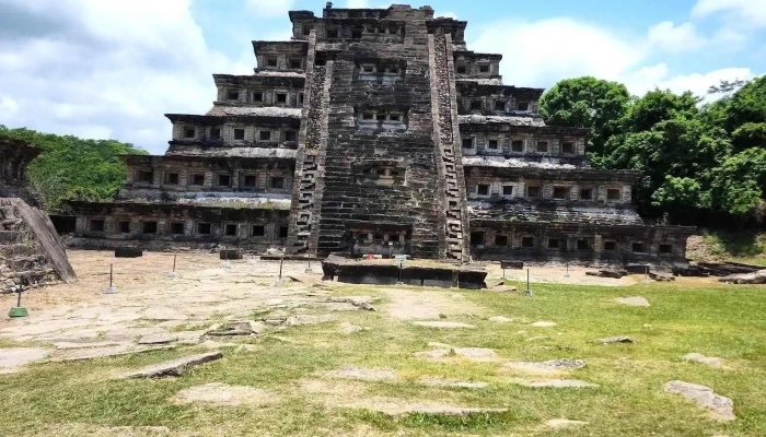 Zona Arqueológica El Tajín - Tajin